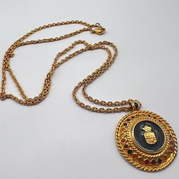 Vintage Liz Claiborne‎ necklace Sigil enamel gold tone - Picture 3 of 6